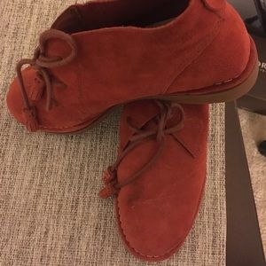 Hush Puppies Boot 9 Women's Red Suede Booties